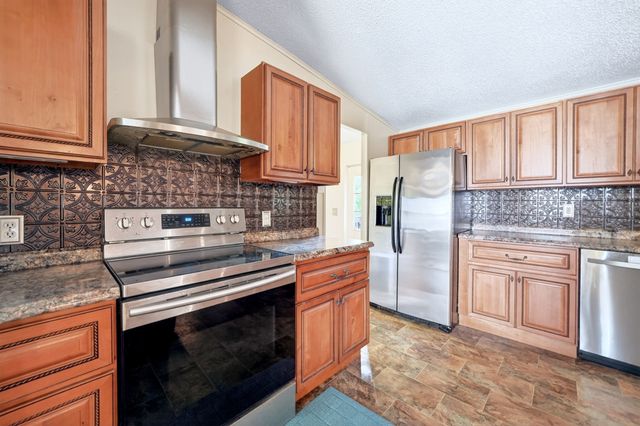 1670 Smith Circle, Combine, TX 75159