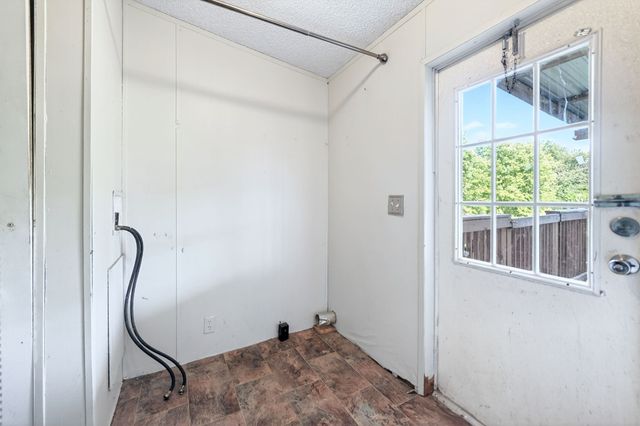 1670 Smith Circle, Combine, TX 75159
