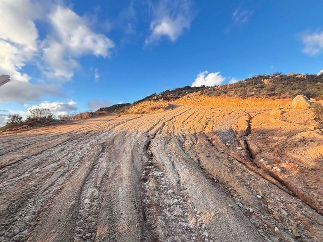 15114 Skyline Truck Trl., Jamul, CA 91935