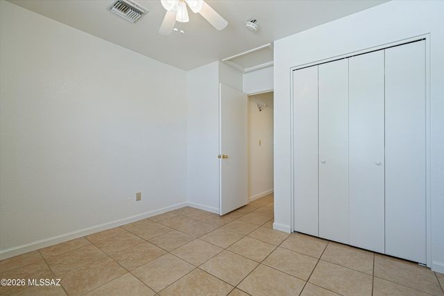 2610 W Chamberlain Street, Tucson, AZ 85745