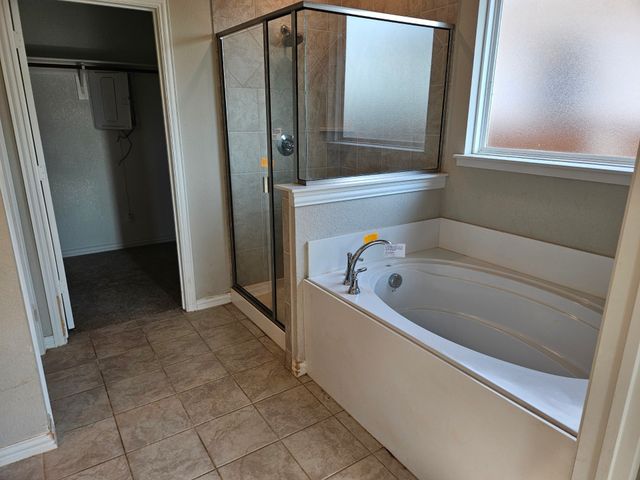 509 Smith Road, Springtown, TX 76082