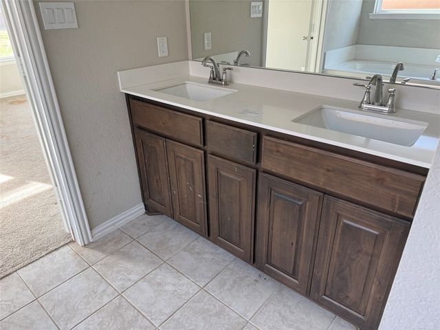 509 Smith Road, Springtown, TX 76082