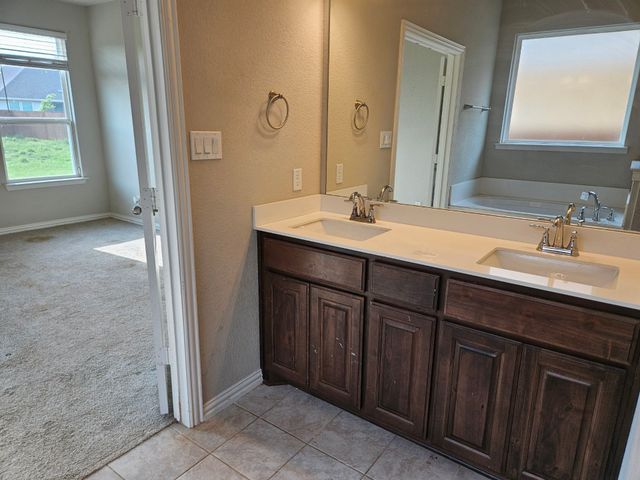 509 Smith Road, Springtown, TX 76082