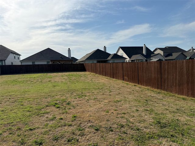 509 Smith Road, Springtown, TX 76082