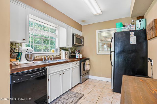 3474 Parsons Road, Raymond, MS 39154