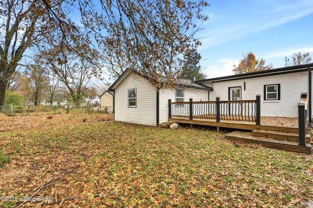 702 Gheens Ave, Louisville, KY 40214