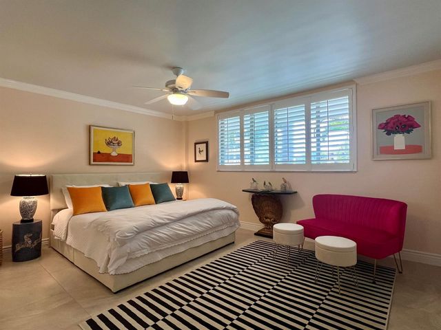 139 Sunrise Avenue 204, Palm Beach, FL 33480