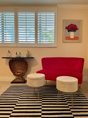 139 Sunrise Avenue 204, Palm Beach, FL 33480