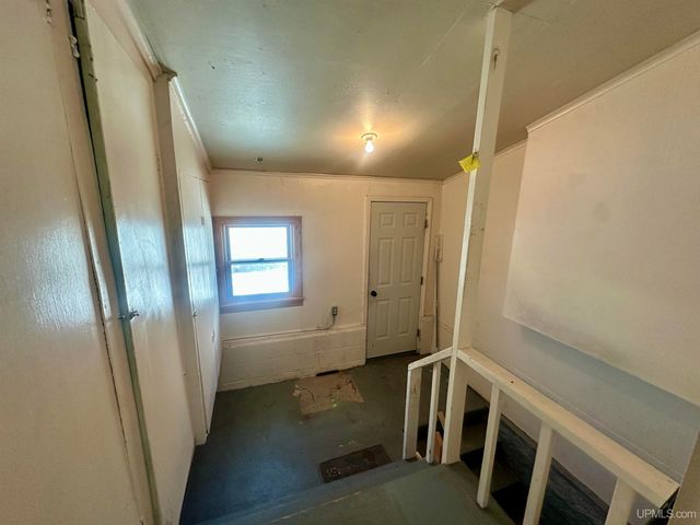 404 S 15th Street, Escanaba, MI 49829