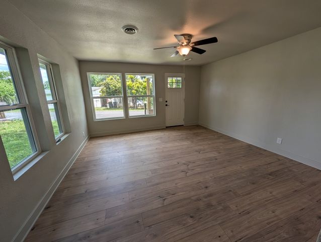 500 W Sherman Avenue, Harrison, AR 72601