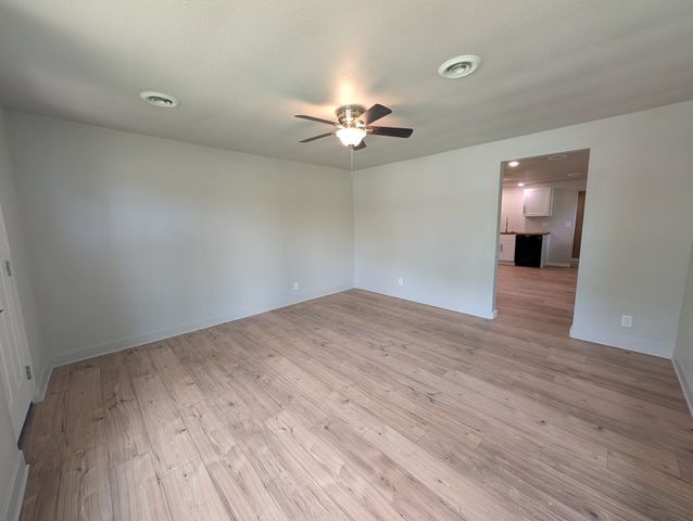 500 W Sherman Avenue, Harrison, AR 72601