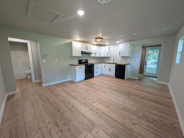500 W Sherman Avenue, Harrison, AR 72601