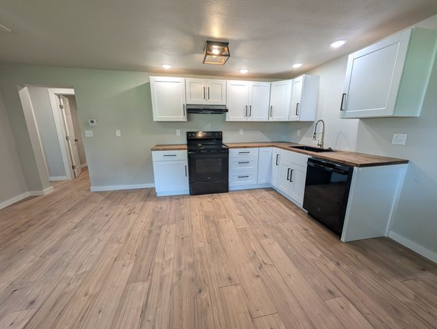 500 W Sherman Avenue, Harrison, AR 72601