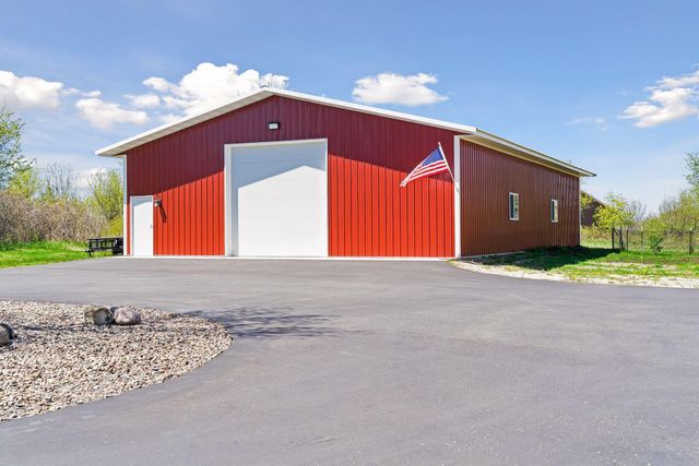 5748 150th Street W, Faribault, MN 55021