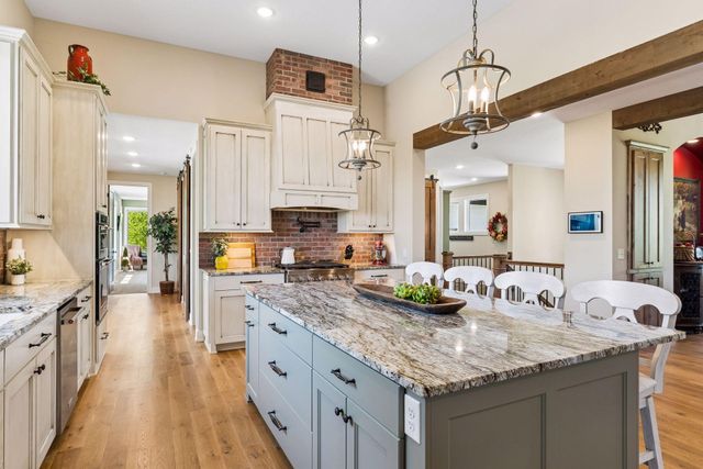5748 150th Street W, Faribault, MN 55021