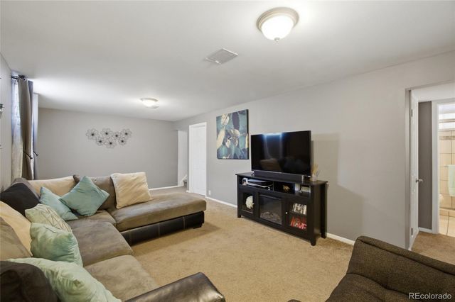 1169 W 102nd Avenue, Denver, CO 80260