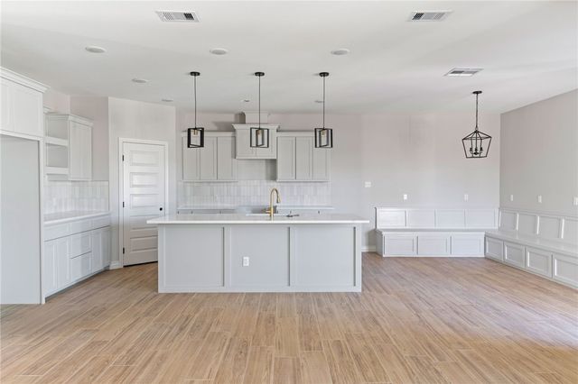 530 Cole St, Corpus Christi, TX 78404