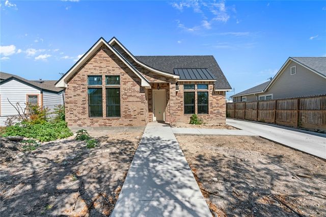 530 Cole St, Corpus Christi, TX 78404