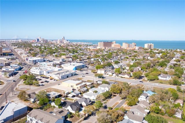 530 Cole St, Corpus Christi, TX 78404