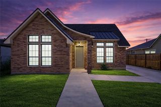 530 Cole St, Corpus Christi, TX 78404