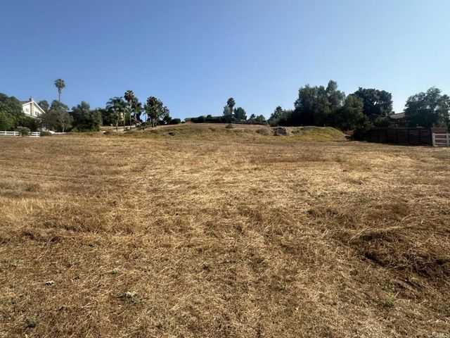 3009 Reed Rd., Escondido, CA 92027