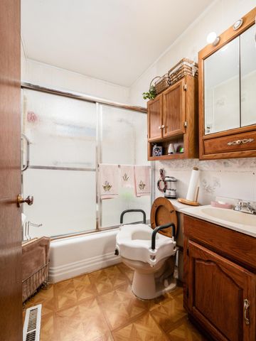 3046 Weirton Drive, Columbus, OH 43207
