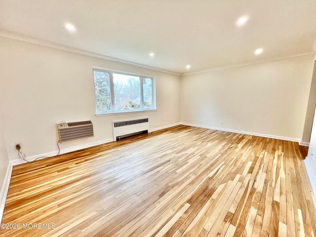 283 Spring Street 1C, Red Bank, NJ 07701