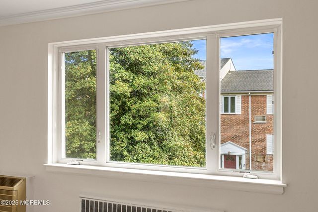 283 Spring Street 1C, Red Bank, NJ 07701