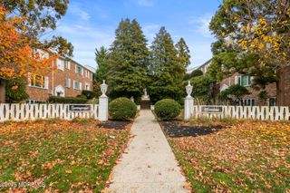 283 Spring Street 1C, Red Bank, NJ 07701