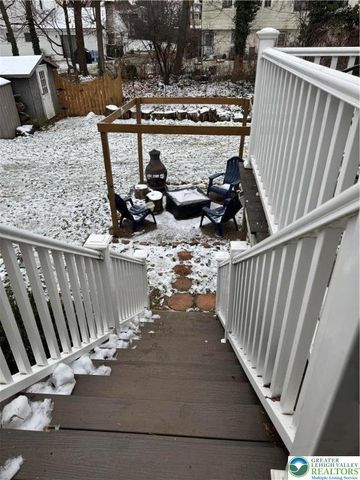 2820 Green Acres Drive, Salisbury Twp, PA 18103