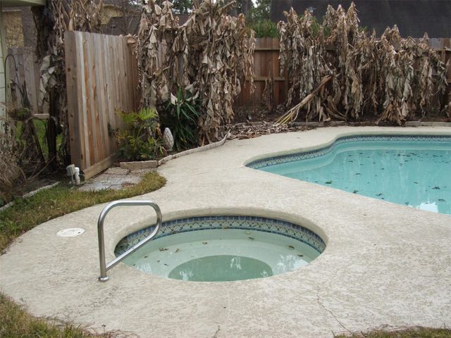 8231 Fernbrook Lane, Houston, TX 77070