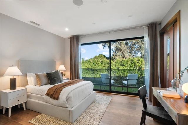 5535 Shirley Avenue, Tarzana, CA 91356