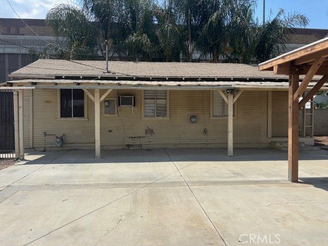 111 N Victoria Avenue, Corona, CA 92879