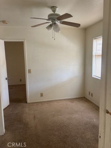 111 N Victoria Avenue, Corona, CA 92879