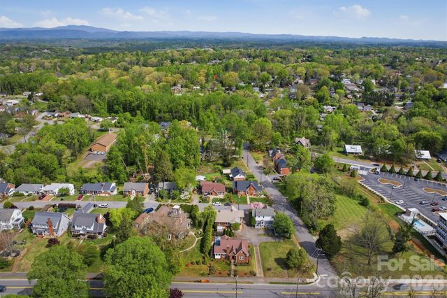 406 N Green Street, Morganton, NC 28655
