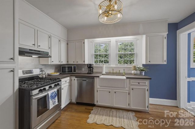 406 N Green Street, Morganton, NC 28655