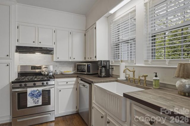 406 N Green Street, Morganton, NC 28655