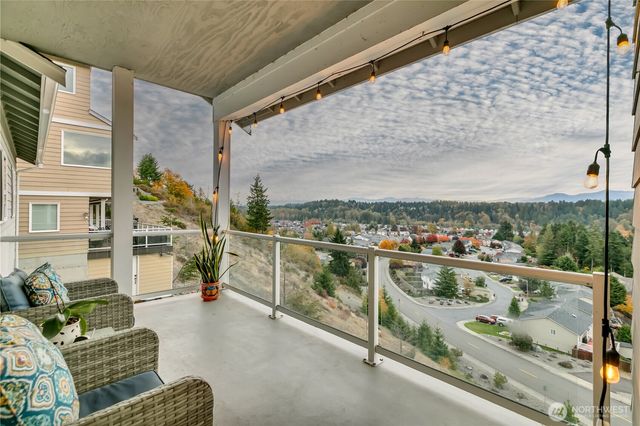 10908 177th Avenue Ct E, Bonney Lake, WA 98391
