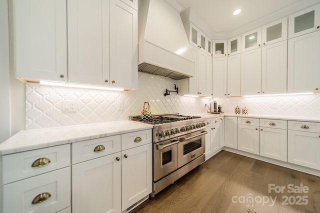 8102 Rolling Fields Road, Charlotte, NC 28227