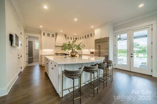 8102 Rolling Fields Road, Charlotte, NC 28227