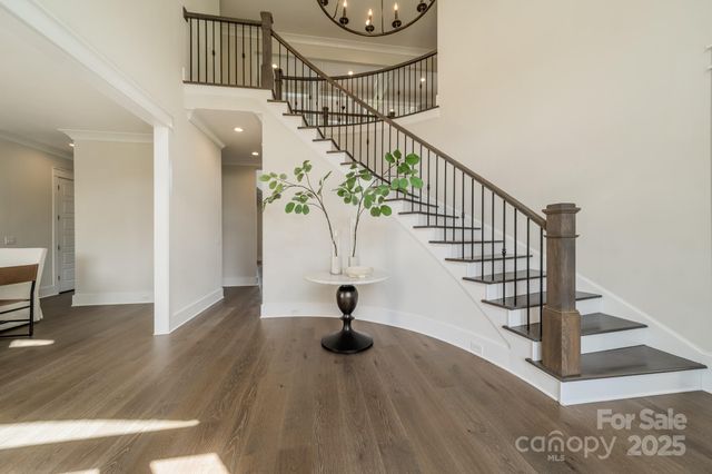 8102 Rolling Fields Road, Charlotte, NC 28227