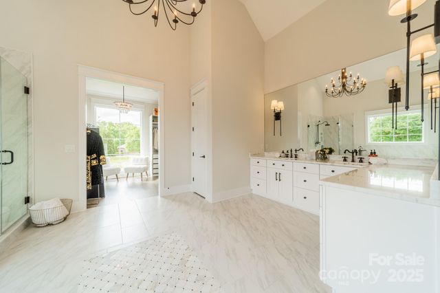 8102 Rolling Fields Road, Charlotte, NC 28227