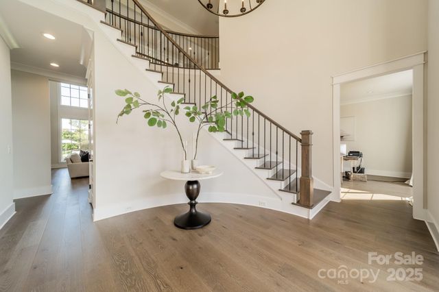 8102 Rolling Fields Road, Charlotte, NC 28227