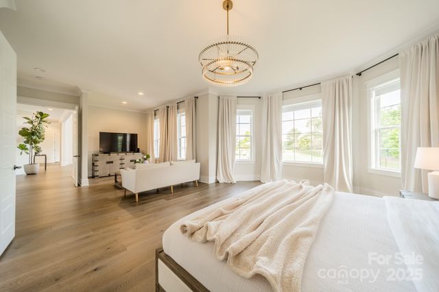 8102 Rolling Fields Road, Charlotte, NC 28227