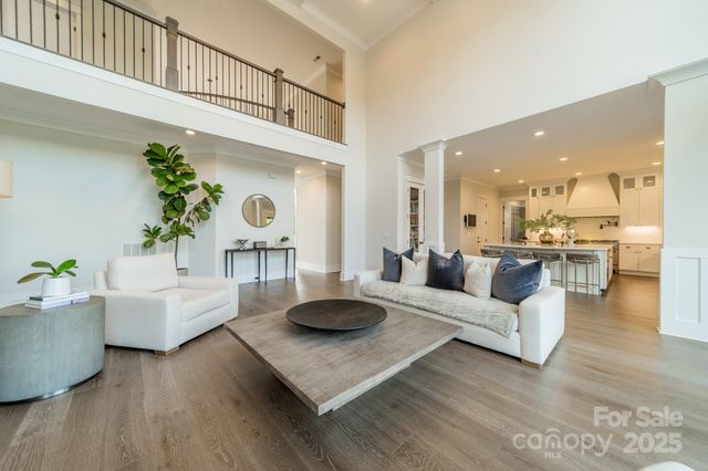 8102 Rolling Fields Road, Charlotte, NC 28227