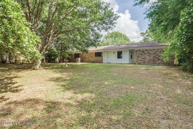 15304 Stephen Drive, Gulfport, MS 39503