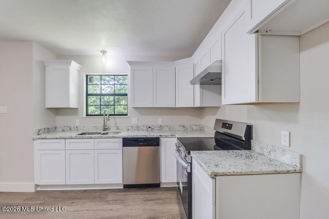 15304 Stephen Drive, Gulfport, MS 39503