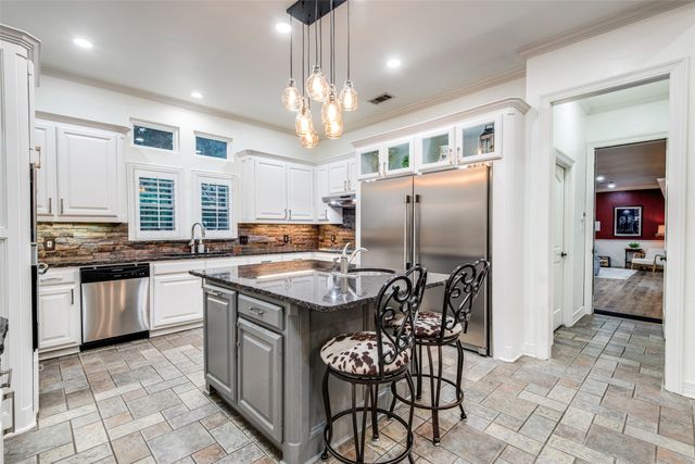 12376 Saddle Club Drive, Forney, TX 75126
