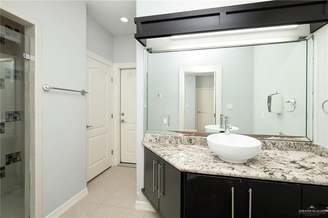 9600 Lake Concordia Court, Los Fresnos, TX 78566