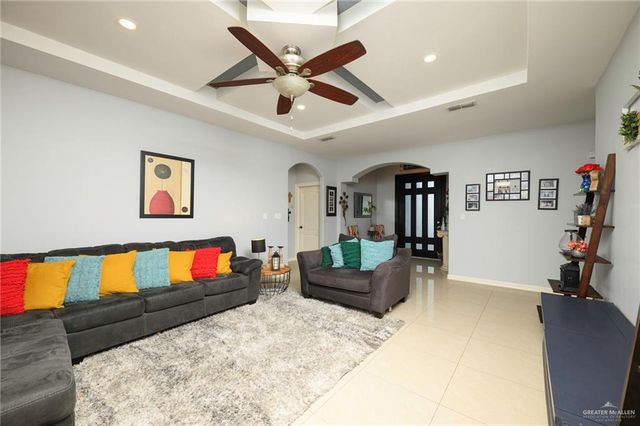 9600 Lake Concordia Court, Los Fresnos, TX 78566